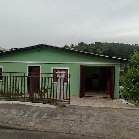 Ferienwohnung Refugio Familiar Canela Exterior foto